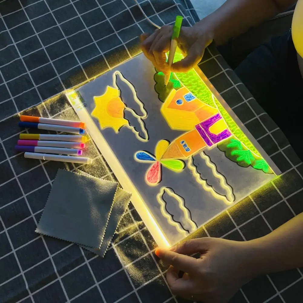 TALYO™ LED Light-Up Writing Board with Colorful Markers –  DIY Acrylic Writing Pad with Stand & Erasable Pens for Kids, Important Notes and  Welcome Messages